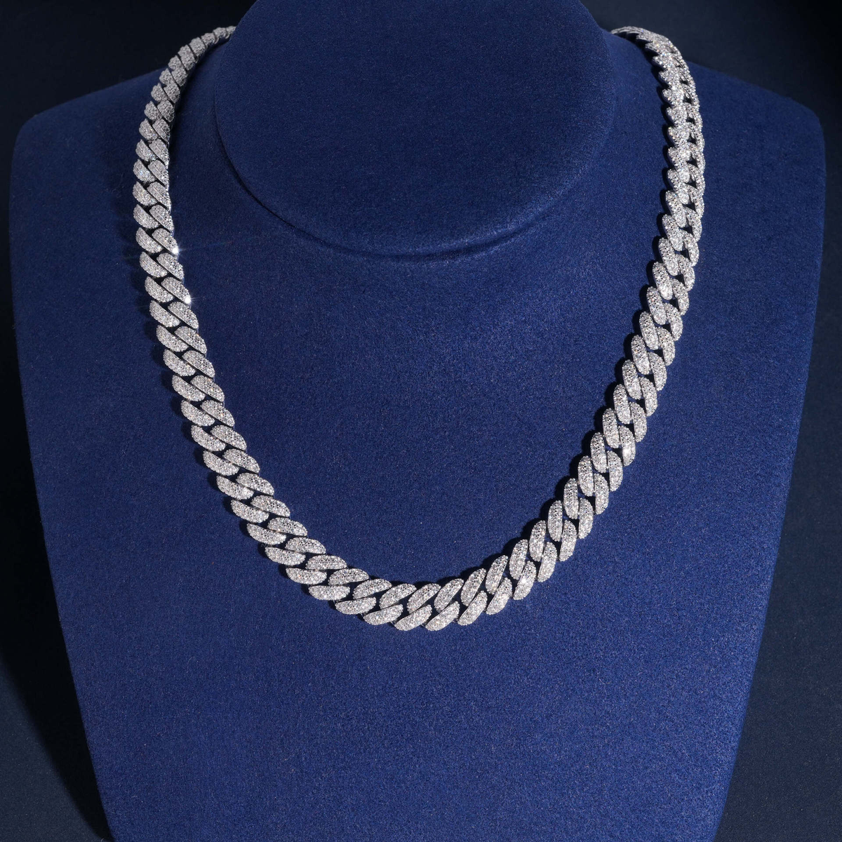 8MM Moissanite Pavé Miami Cuban Link Chain – S925 Silver