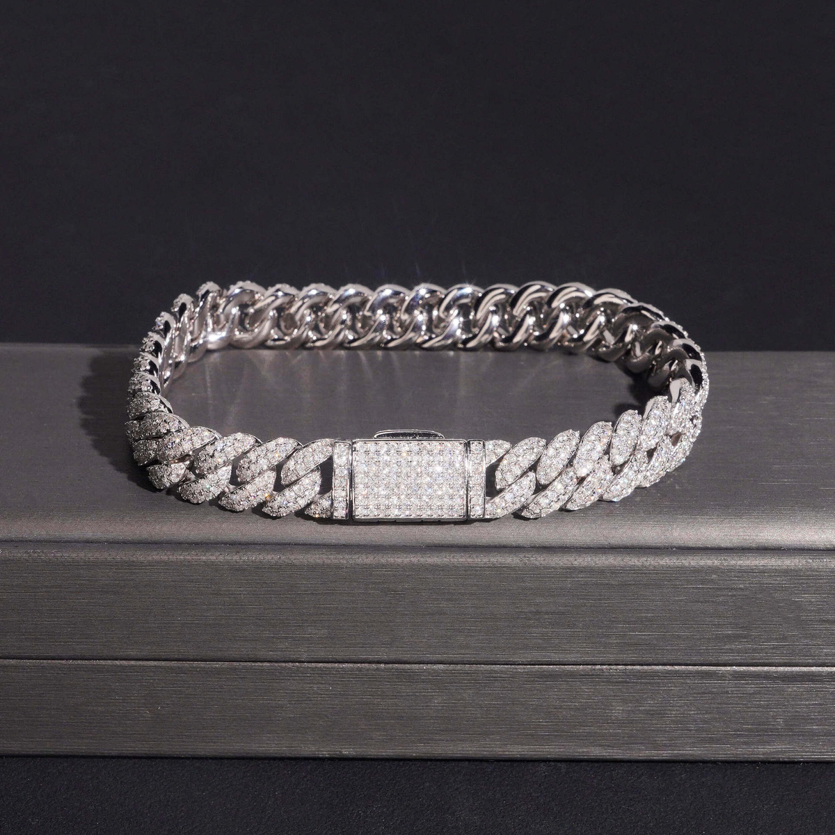 8MM Moissanite Pavé Miami Cuban Link Chain – S925 Silver