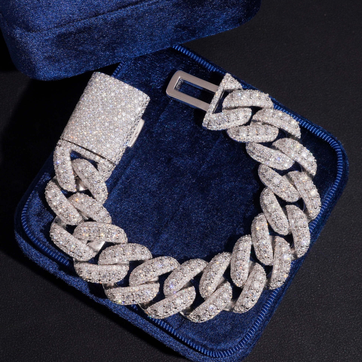 18MM Moissanite Baguette Miami Cuban Link Chain – S925 Silver