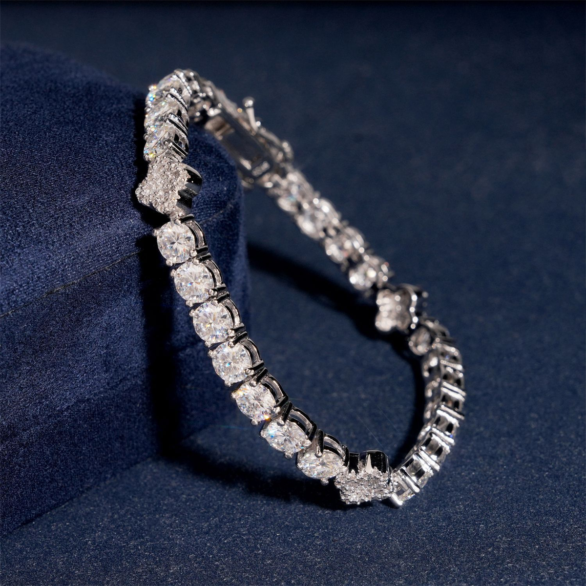 5MM Moissanite Clover Tennis Bracelet – S925 Silver
