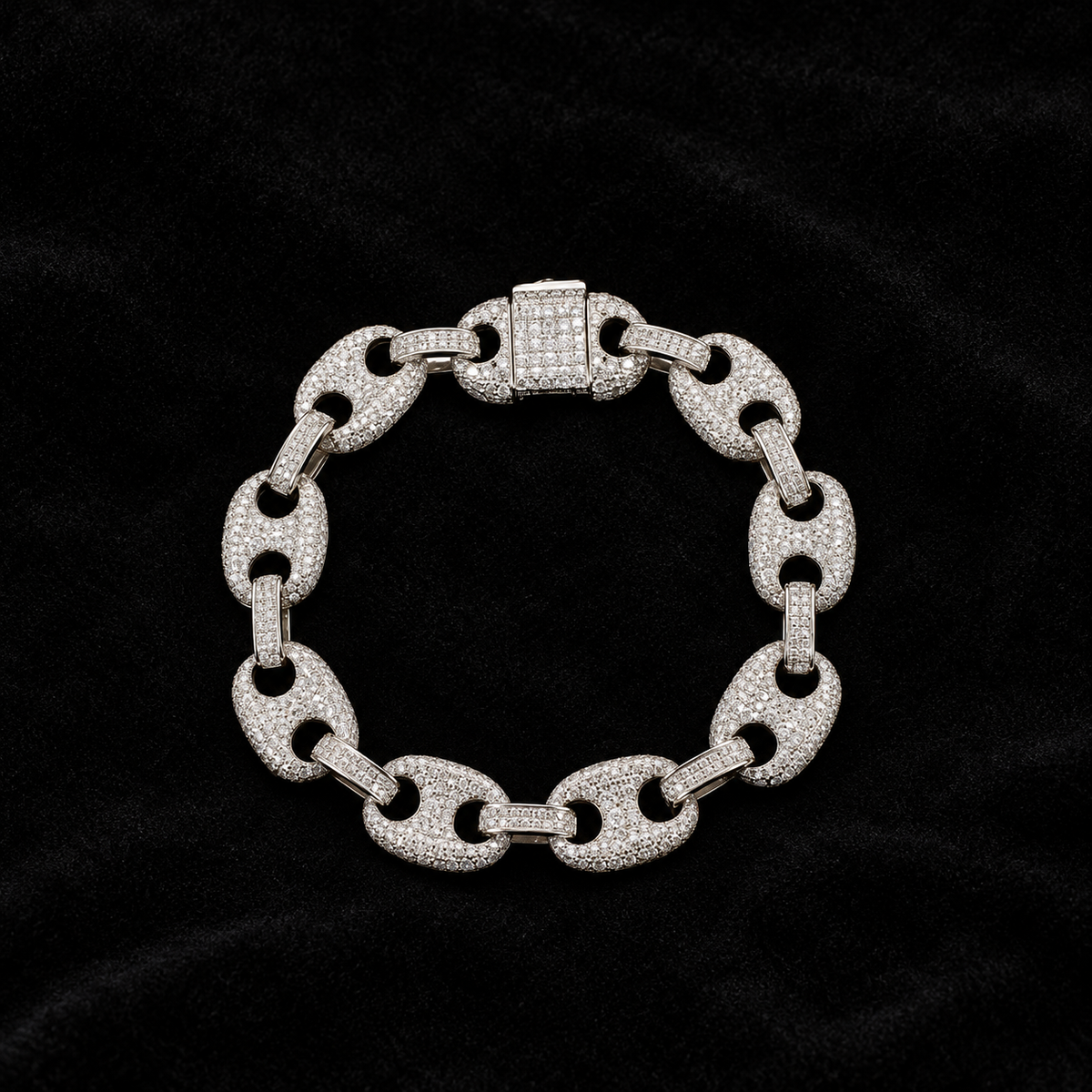 12mm Mariner Link Bracelet on black background