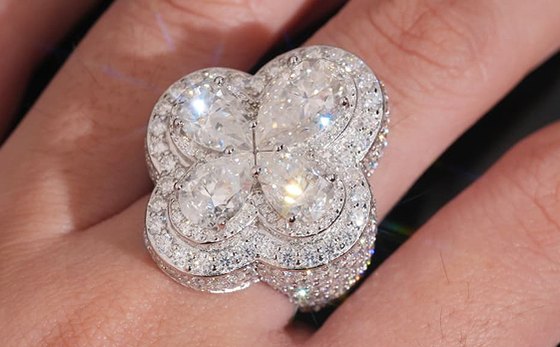 Four-Stone Clover Moissanite Ring — photo 1