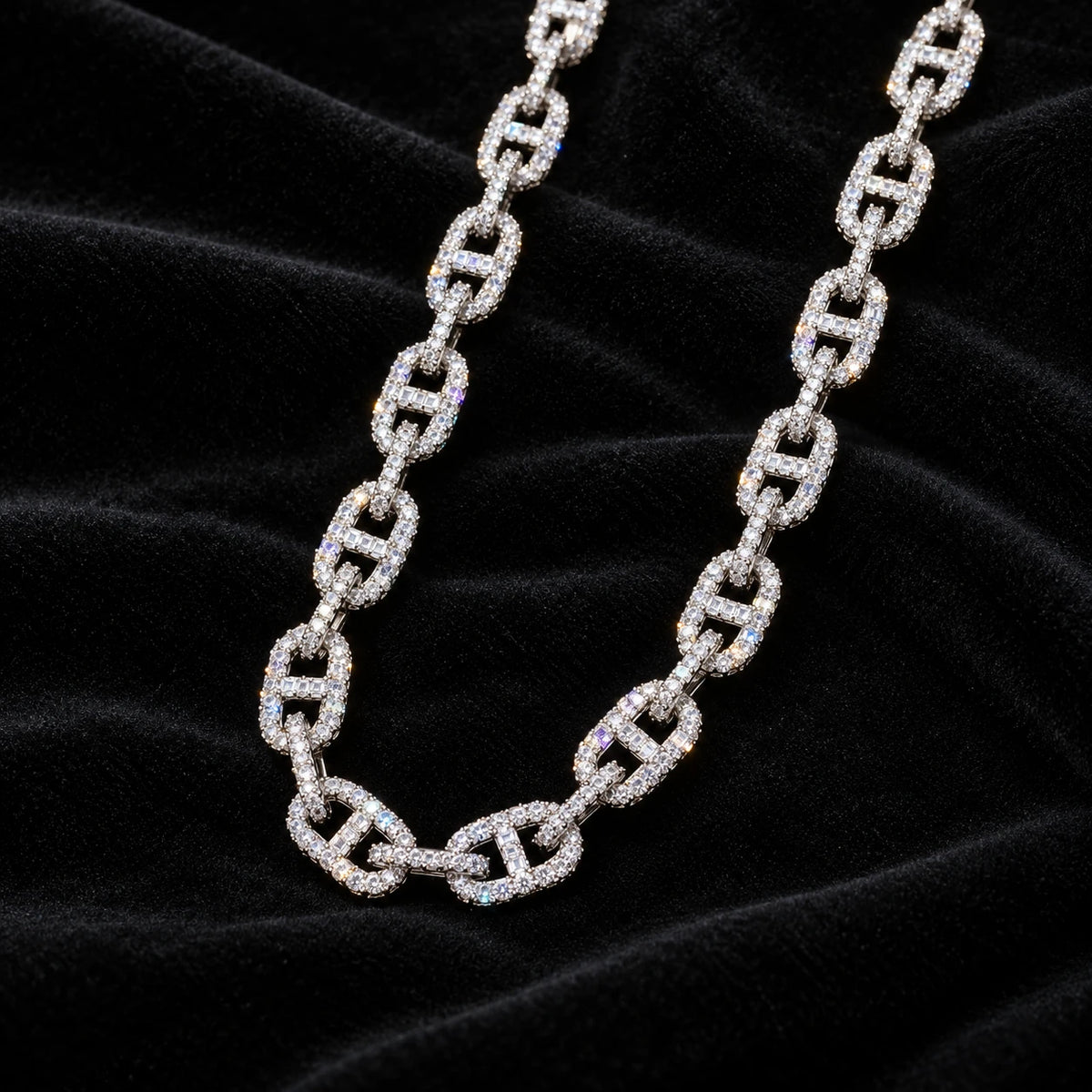 10mm Baguette Mariner Bracelet — original supplier view of the setting, clasp or available finishes