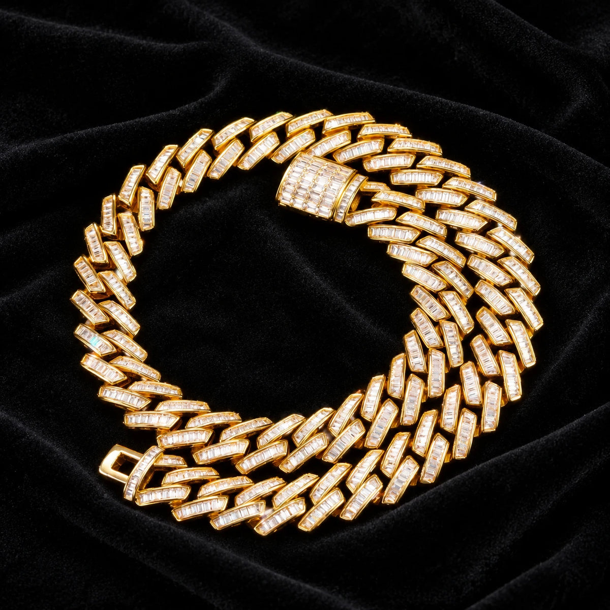 Prong Baguette Cuban Chain — original supplier view of the setting, clasp or available finishes