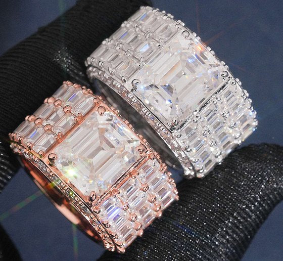 Rectangle Center Wide Moissanite Ring — photo 1