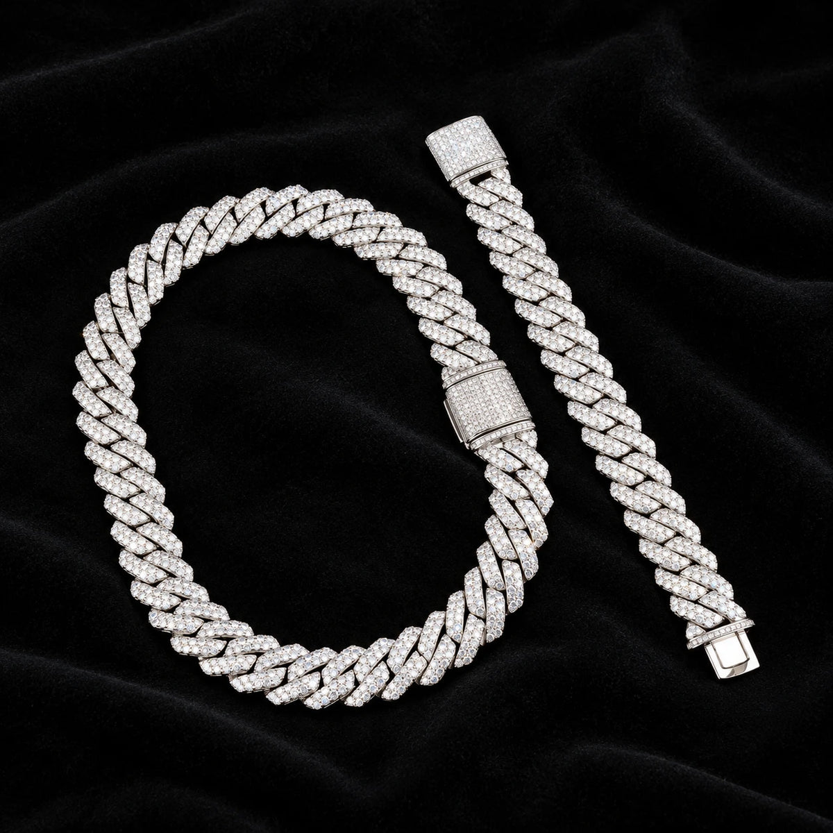 19mm Prong Cuban Bracelet on a black background