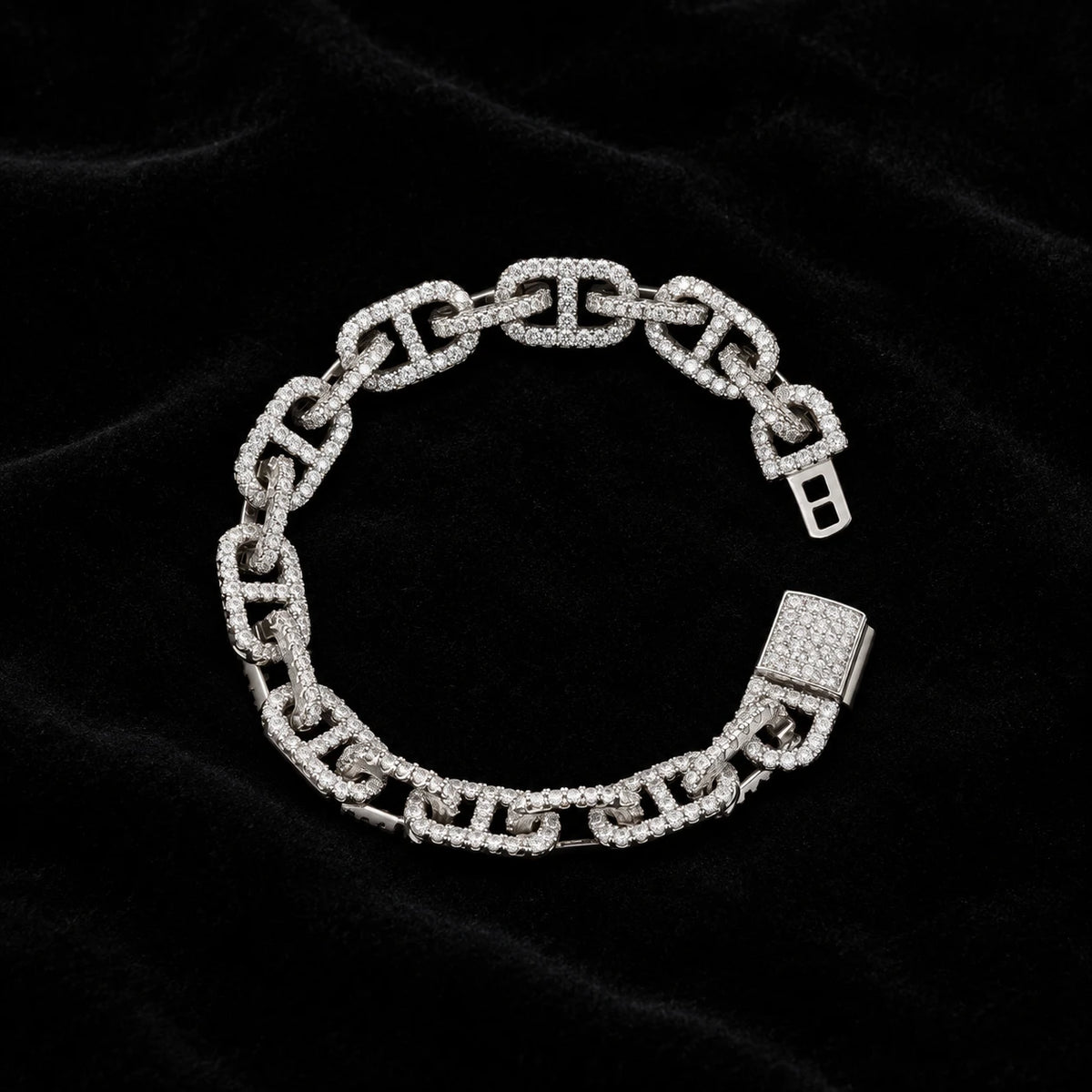 10mm Baguette Mariner Bracelet on a black background