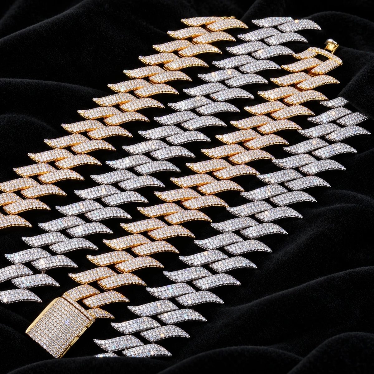 30mm Spiked Cuban Bracelet — original catalog reference photo. Photo may show multiple sizes; select your finish and size.